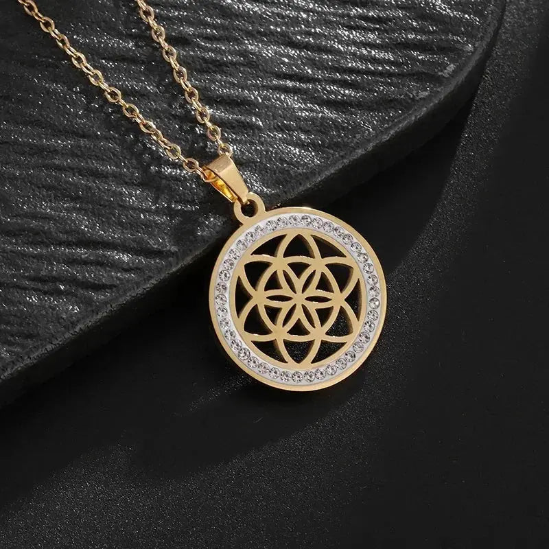 Exquisite Stainless Steel Zircon Mandala Lotus Pendant Necklace for Women Stylish and Elegant Lucky Amulet Jewelry Initiale